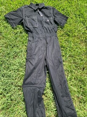 Dickies Black Short-Sleeve Work Jumpsuit with Contrast Stitching